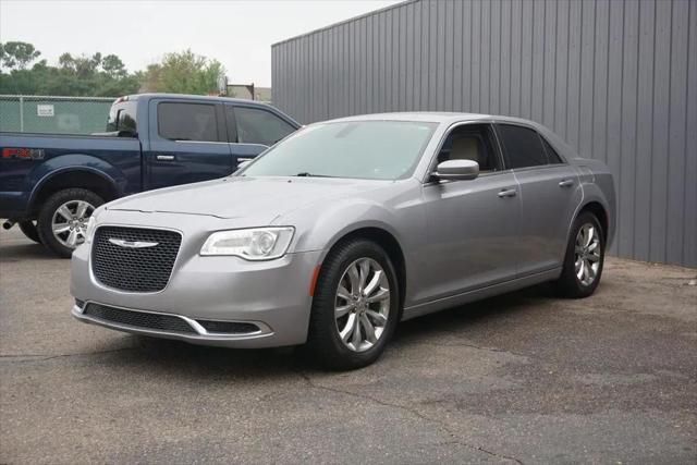 2017 chrysler 300 limited