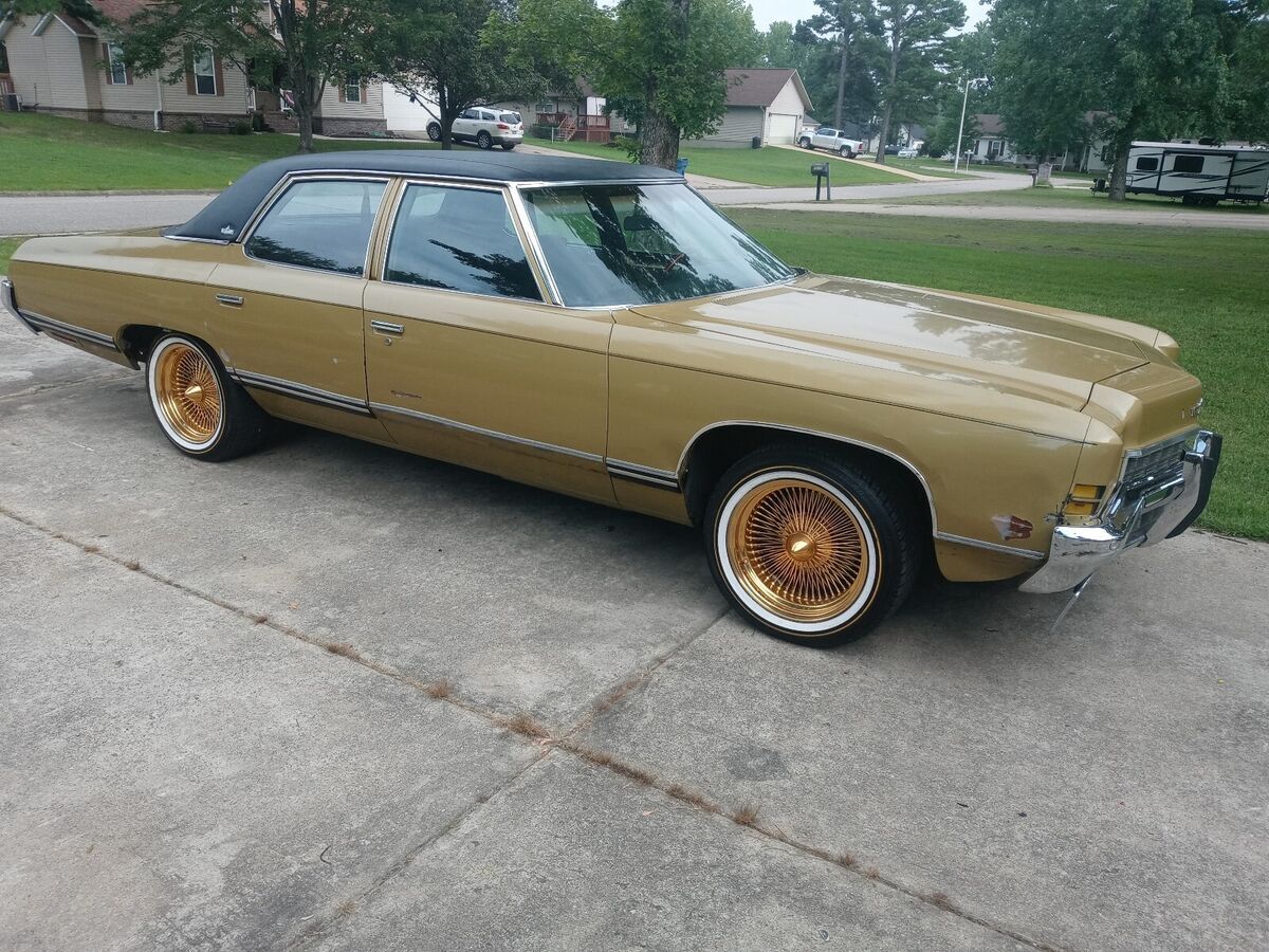 1972 chevrolet caprice 7.0 sedan yellow