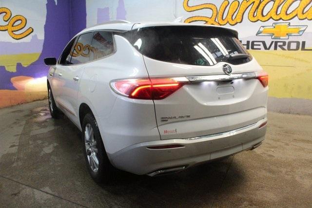 2022 buick enclave premium