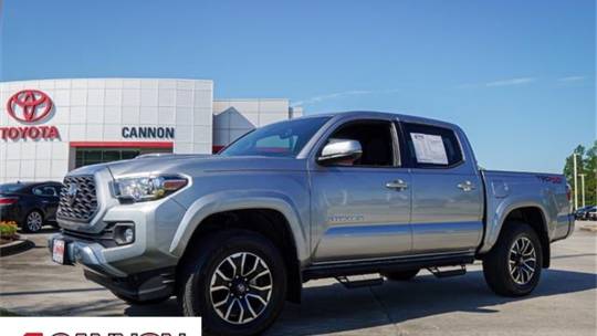 2023 Toyota Tacoma trd sport v6