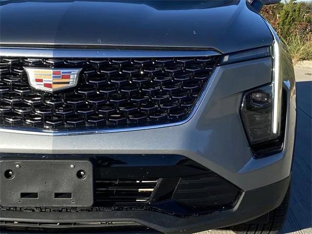 2024 cadillac xt4 premium luxury