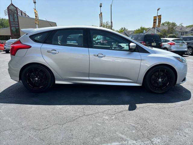 2014 ford focus st st