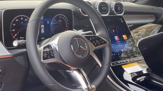 2025 Mercedes-Benz GLC