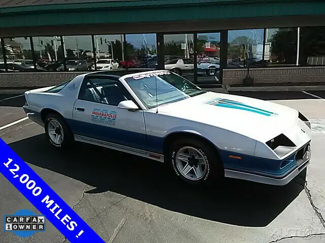 1982 z28 used 5l v8 16v rwd hatchback
