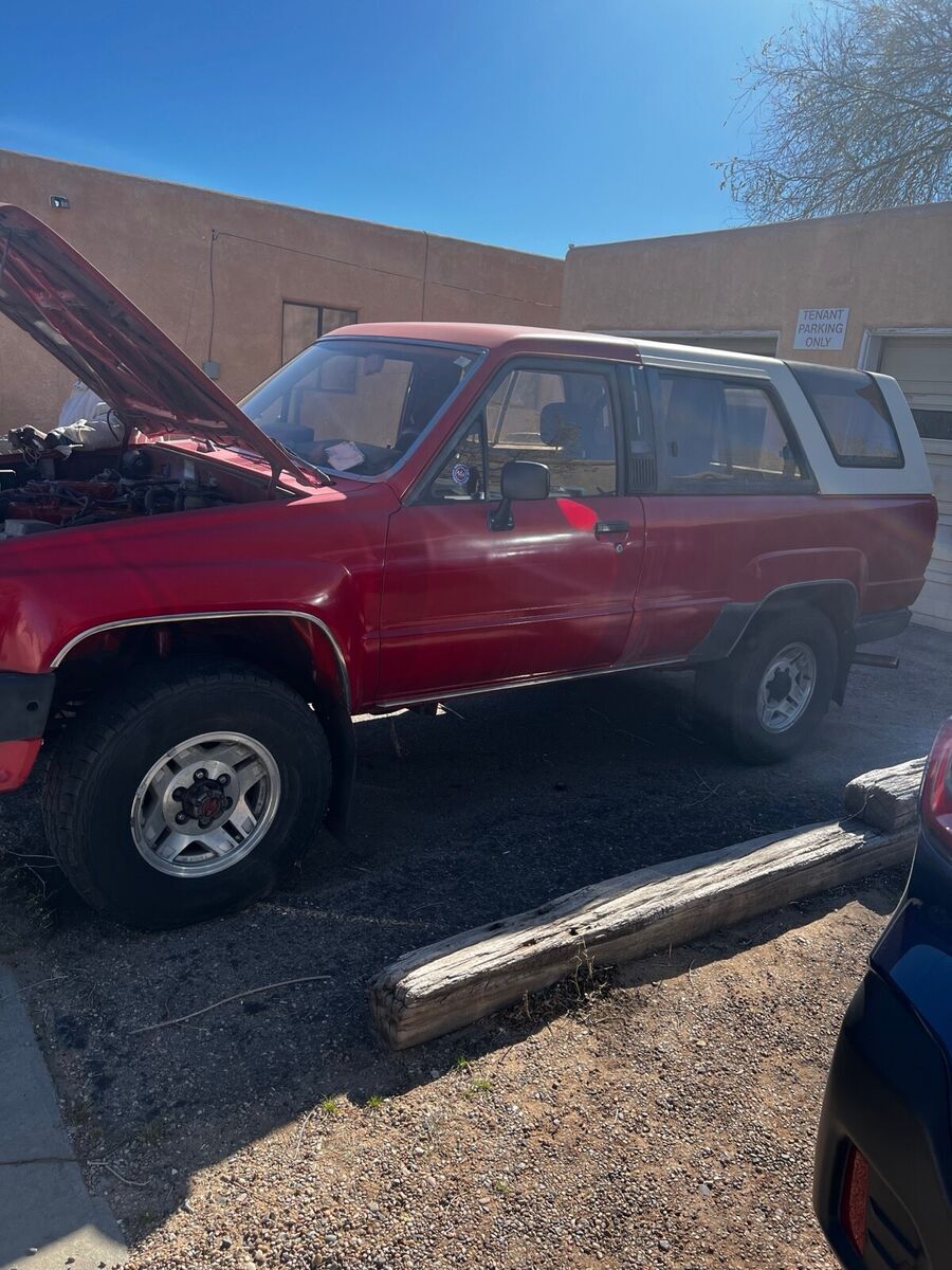 1985 toyota 4runner suv red