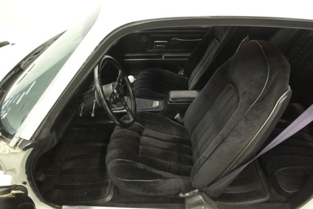 affordable 4 spd trans am, pontiac 400 v8, ps, pb w/disc, runs great, wont last!