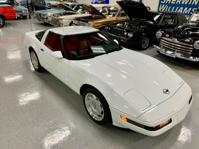 1992 chevrolet corvette white 5.7 liter v8 automatic - financing available