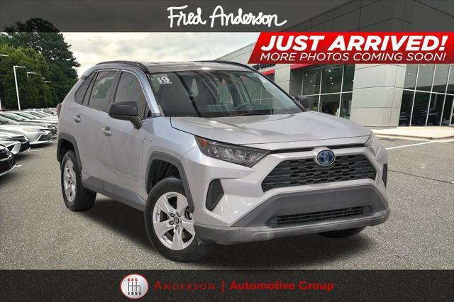 2019 toyota rav4 hybrid se