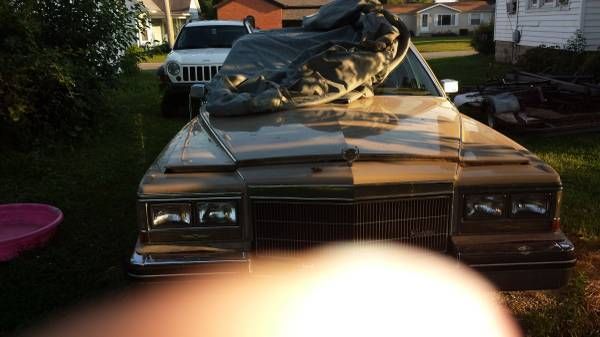 1985 cadillac fleetwood brougham