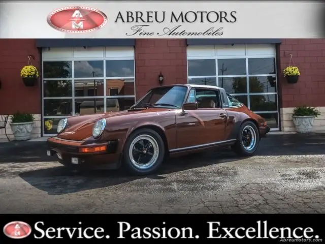 fantastic condition - 26000 original miles - classic retro color scheme! beauty