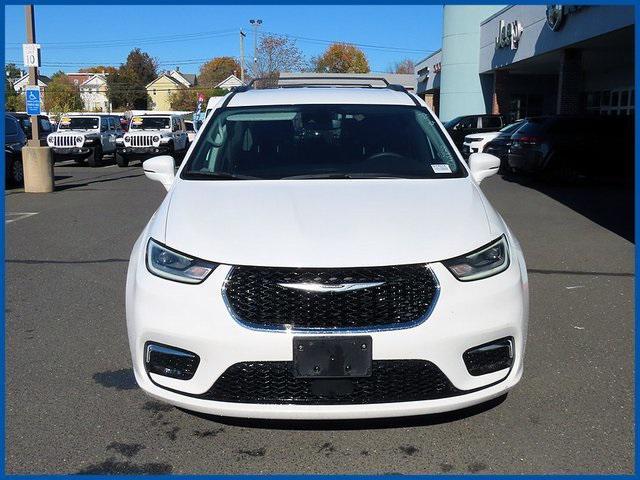 2022 chrysler pacifica touring l