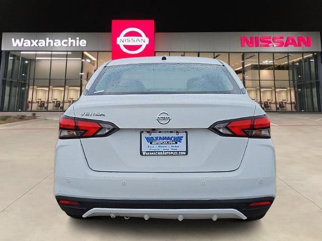 2021 nissan versa s