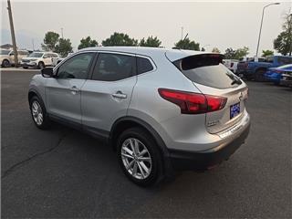 2018 Nissan Rogue Sport s