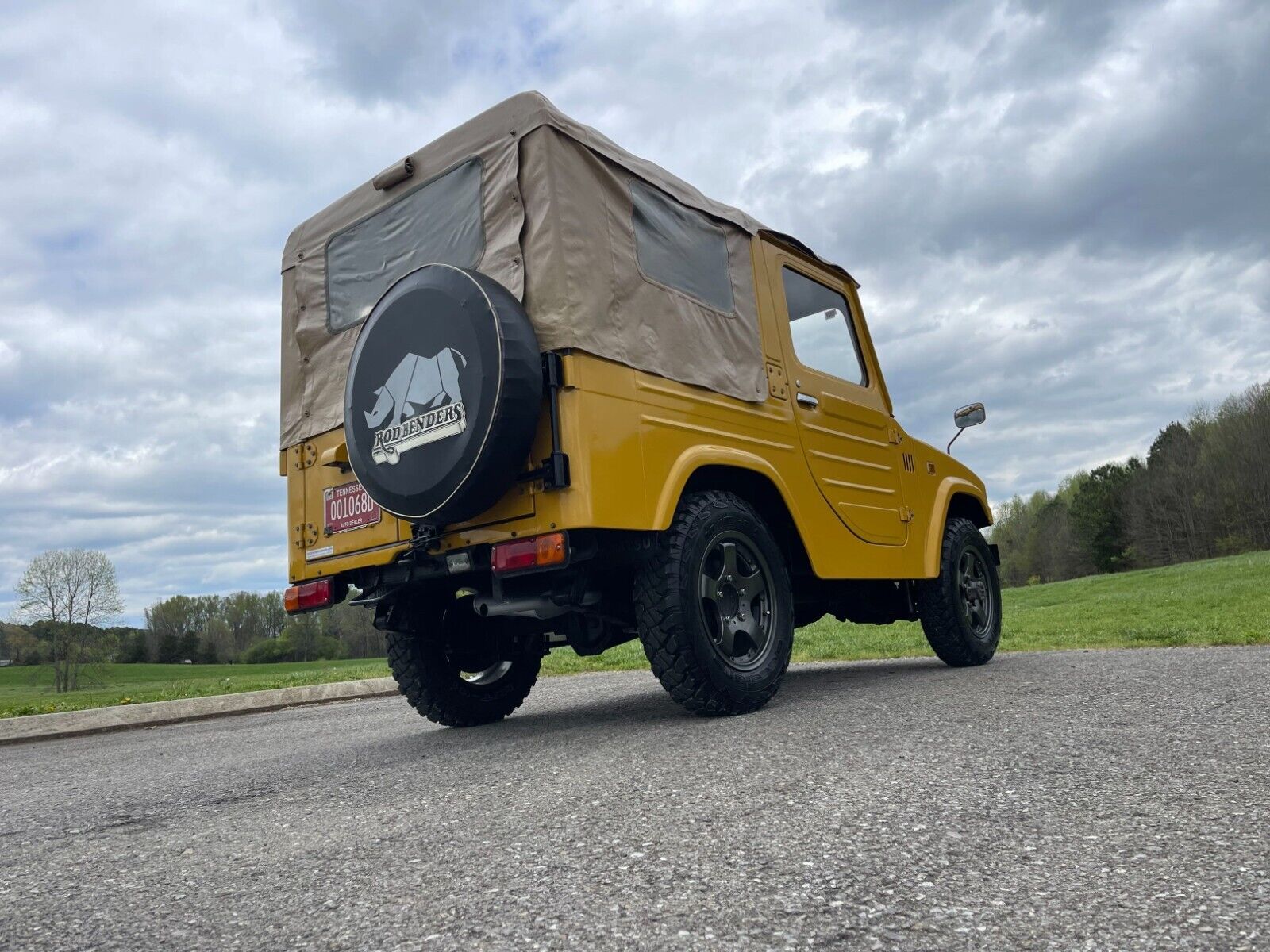 1979 daihatsu taft