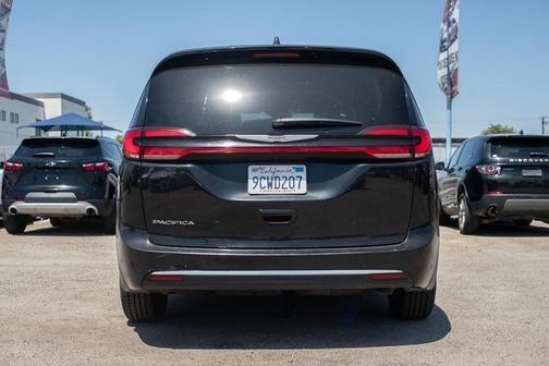 2022 chrysler pacifica