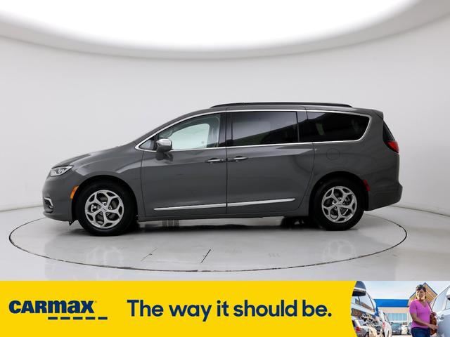 2022 chrysler pacifica limited