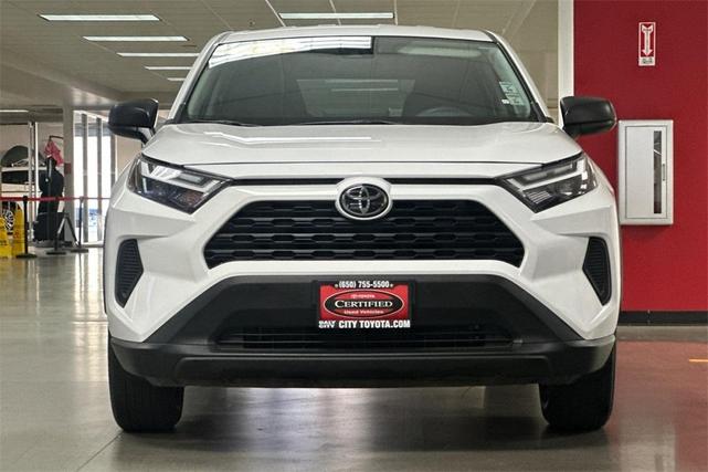 2024 toyota rav4 le