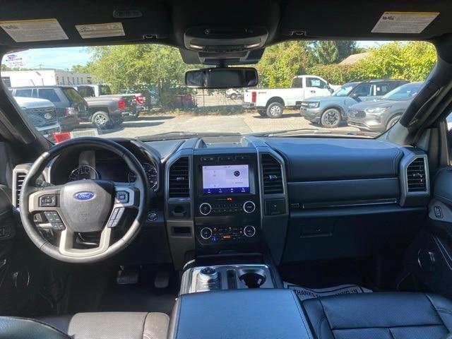 2021 ford expedition xlt