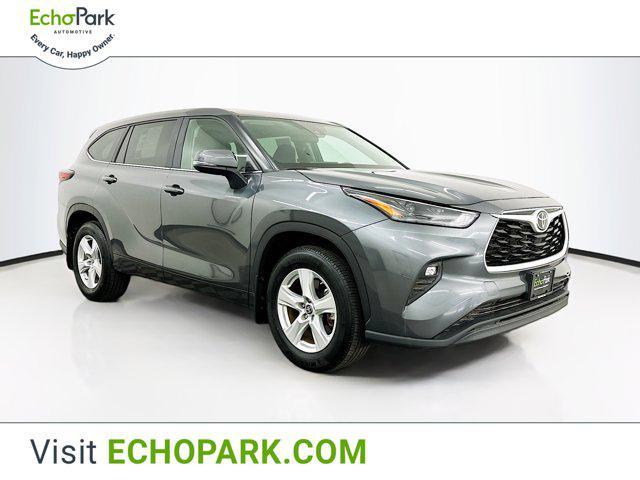 2024 toyota highlander le