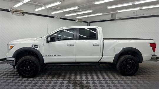 2017 nissan titan xd sv