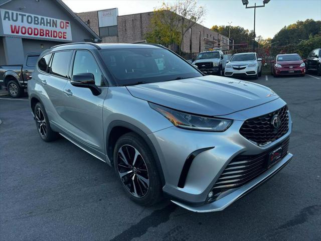 2021 toyota highlander xse
