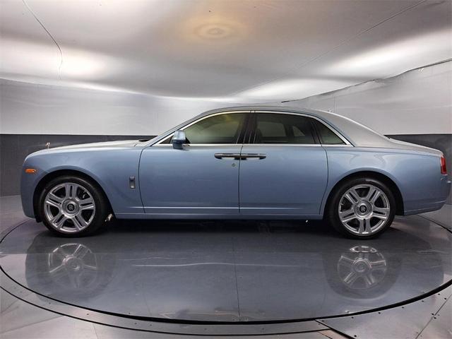 2017 rolls-royce ghost
