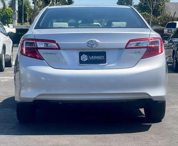 2012 toyota camry le
