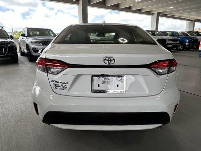 2020 toyota corolla le in hialeah, florida