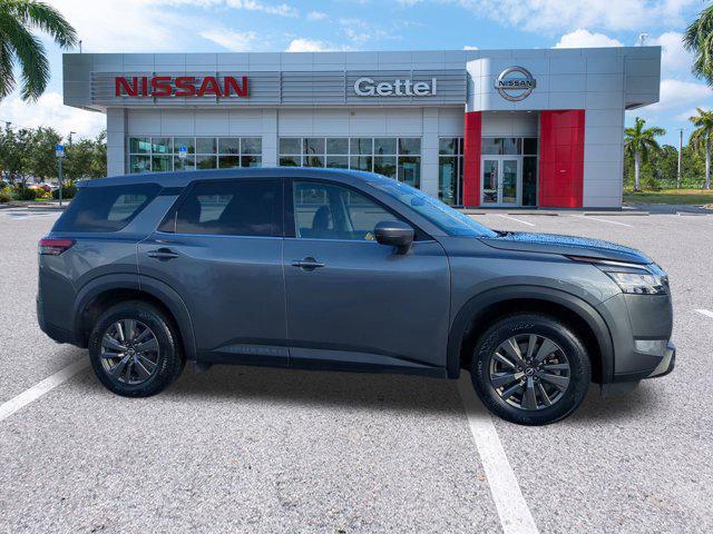 2022 nissan pathfinder s 2wd