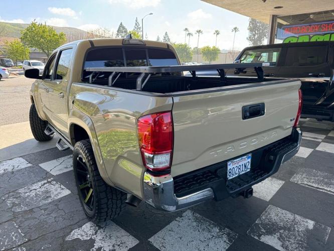 2017 toyota tacoma in thousand oaks, california
