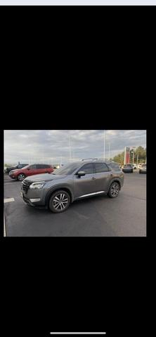 2023 nissan pathfinder platinum fwd