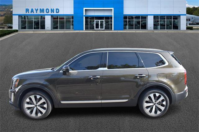 2022 kia telluride s