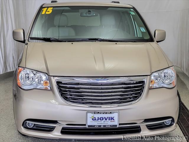 2015 chrysler town & country touring