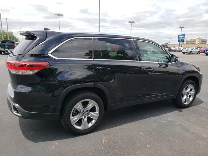 used 2017 toyota highlander limited owasso, ok 74055 for sale in owasso, oklahoma