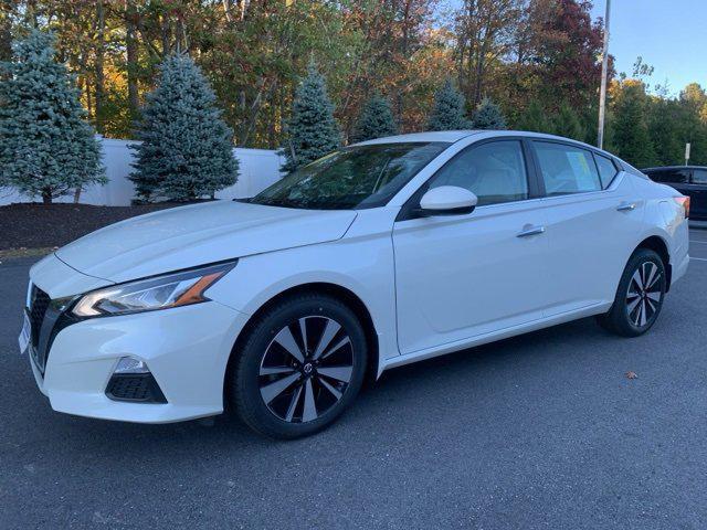 2022 nissan altima 2.5 sv