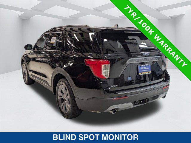 2023 ford explorer xlt