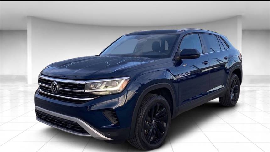 2021 volkswagen atlas cross sport se with technology