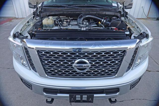 2018 nissan titan xd sv