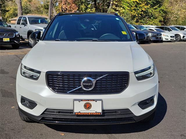 2021 volvo xc40 t5 r-design