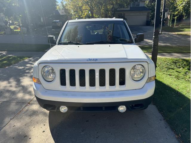 2016 jeep patriot latitude
