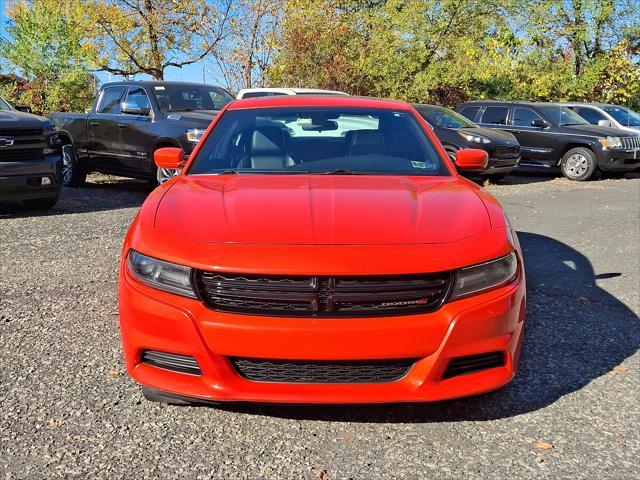 2019 dodge charger sxt