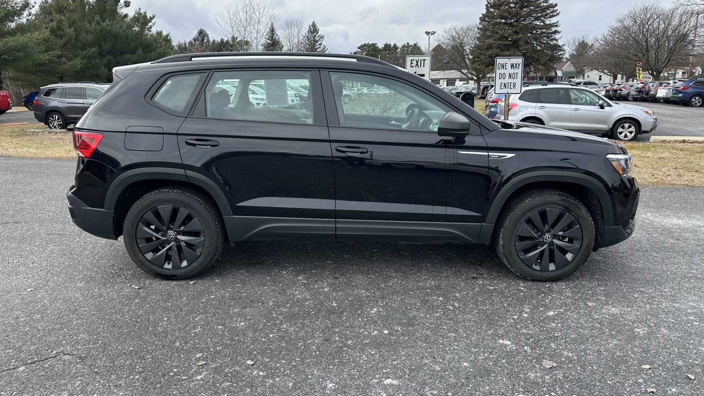 2022 volkswagen taos s 4motion