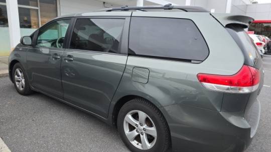 2013 toyota sienna