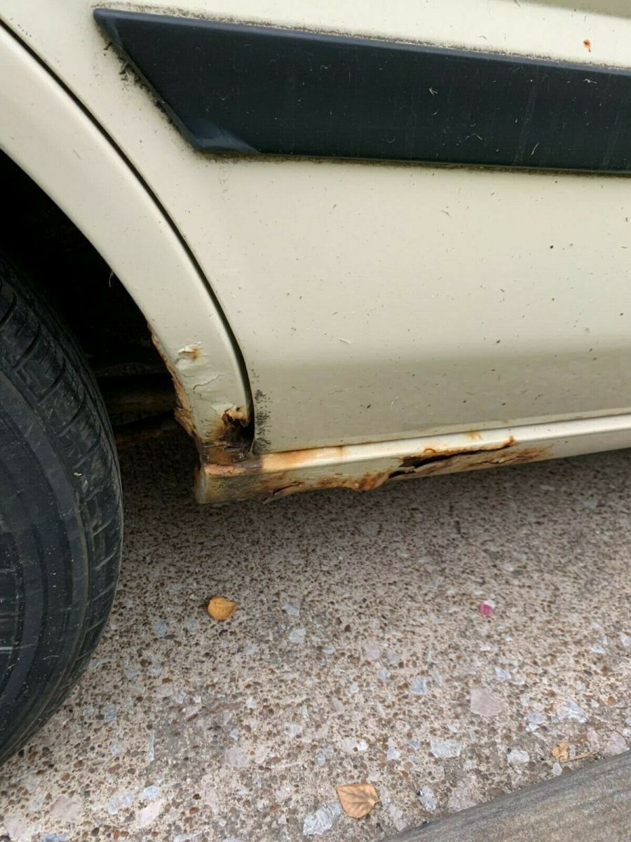 1986 toyota corolla sedan 4 door