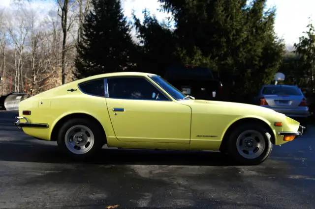 1971 datsun 240z (unmolested) beautiful car