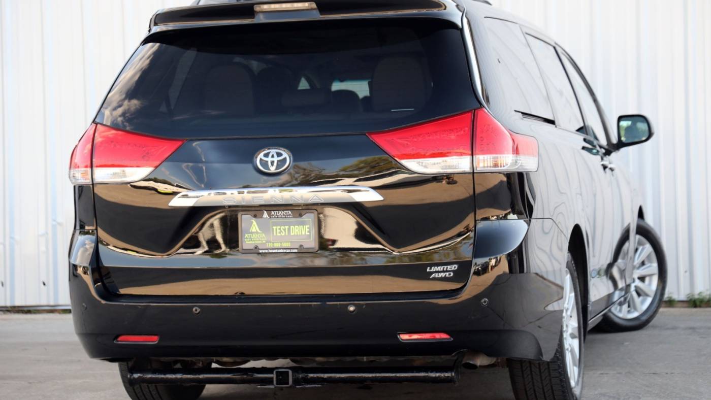 2012 toyota sienna