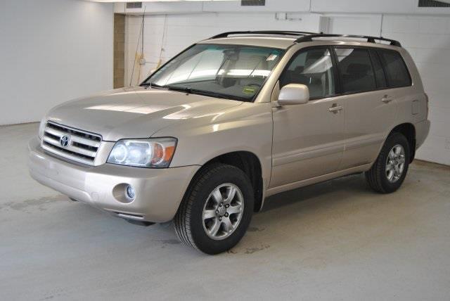 2005 toyota highlander limited awd limited 4dr suv w/3rd row for sale in saco, maine