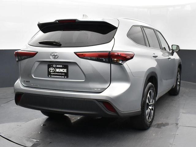 2023 toyota highlander xle