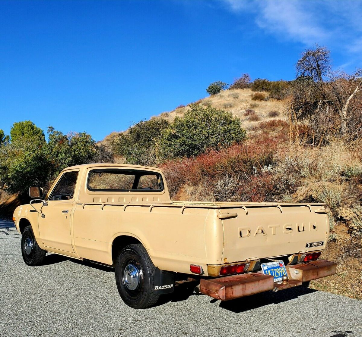 all original clean california truck! like nissan toyota tacoma s-10 ranger