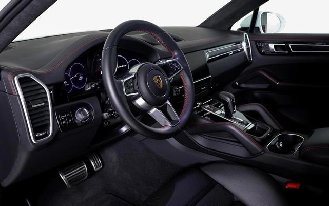2023 porsche cayenne gts